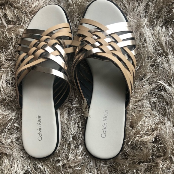 Calvin Klein sandals - Picture 1 of 3